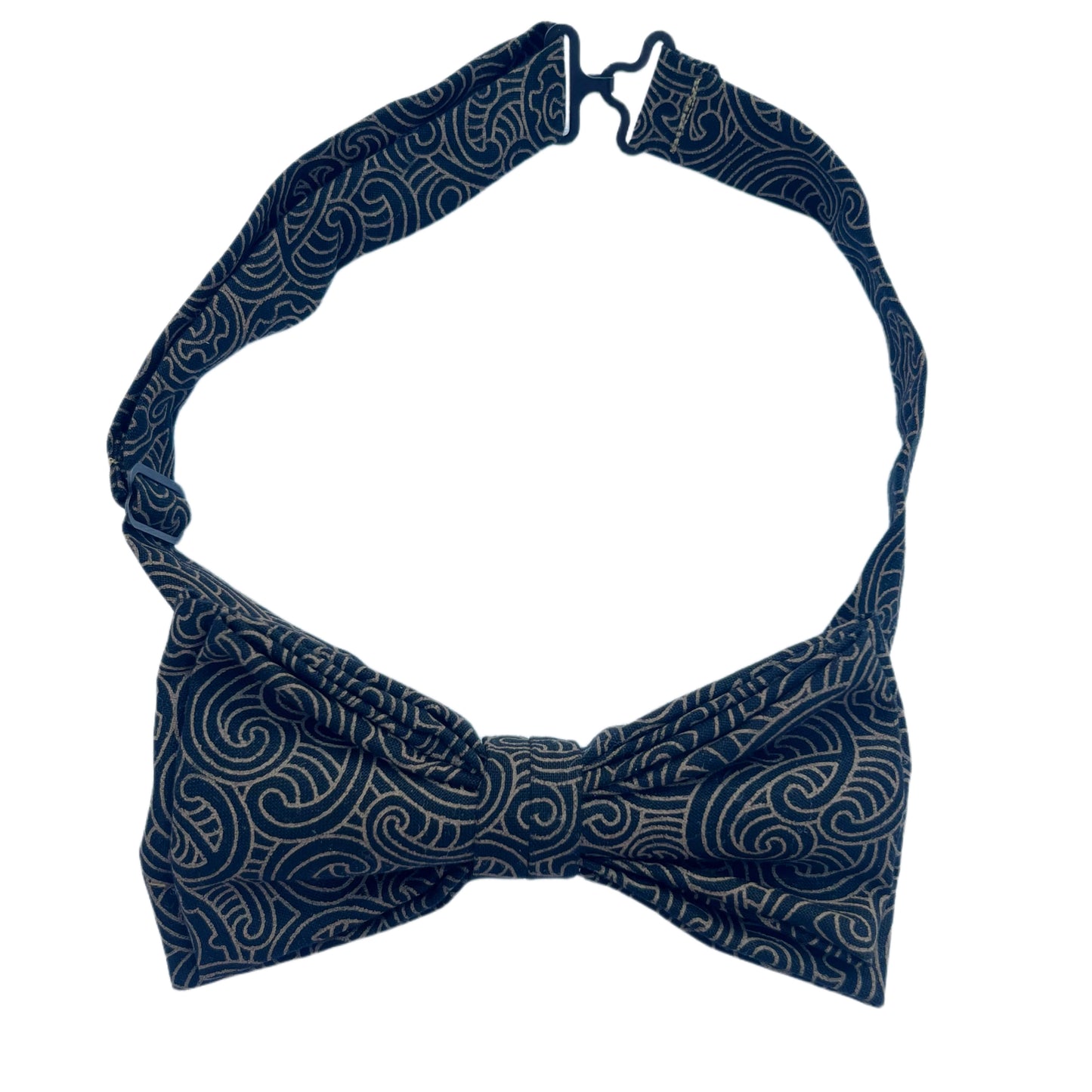 Adult Manaaki Bowtie